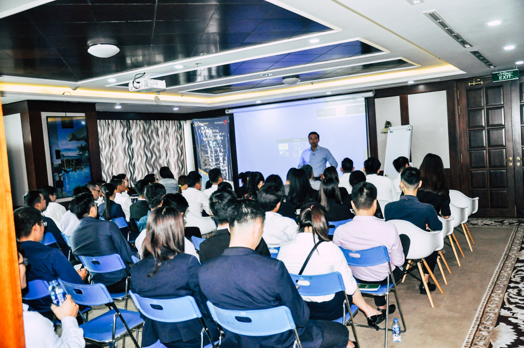 Các chiến binh của các đại lý khác nhau