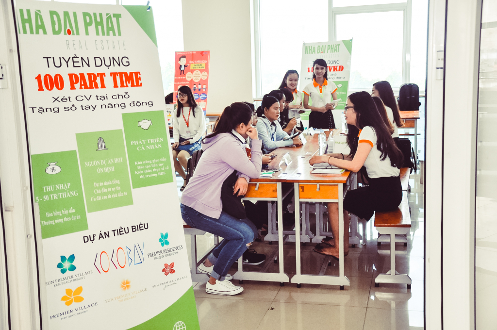 Chào mừng các bạn đã đến với gian hàng tuyển dụng của Nhà Đại Phát