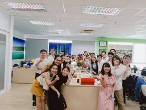 Toàn thể nhân viên Nhà Đại Phát trong buổi sinh nhật nhân viên tháng 5